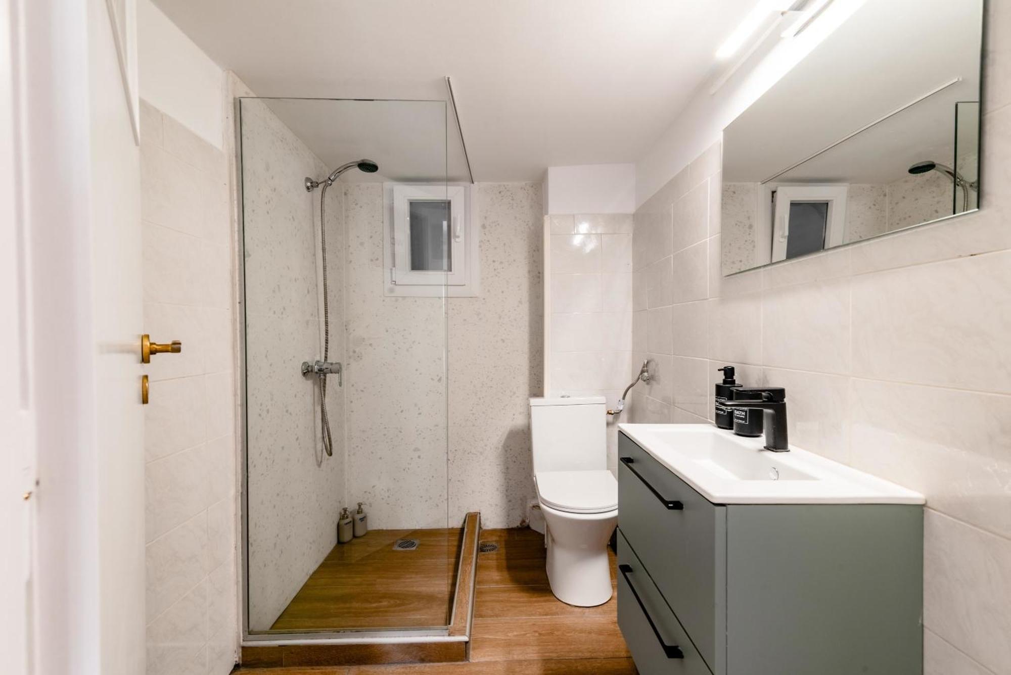 Exarchia Artistic Getaway For Groups Apartment Athens Exterior photo